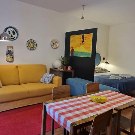 Apartamento La Casa Di Domi Nápoles Exterior foto